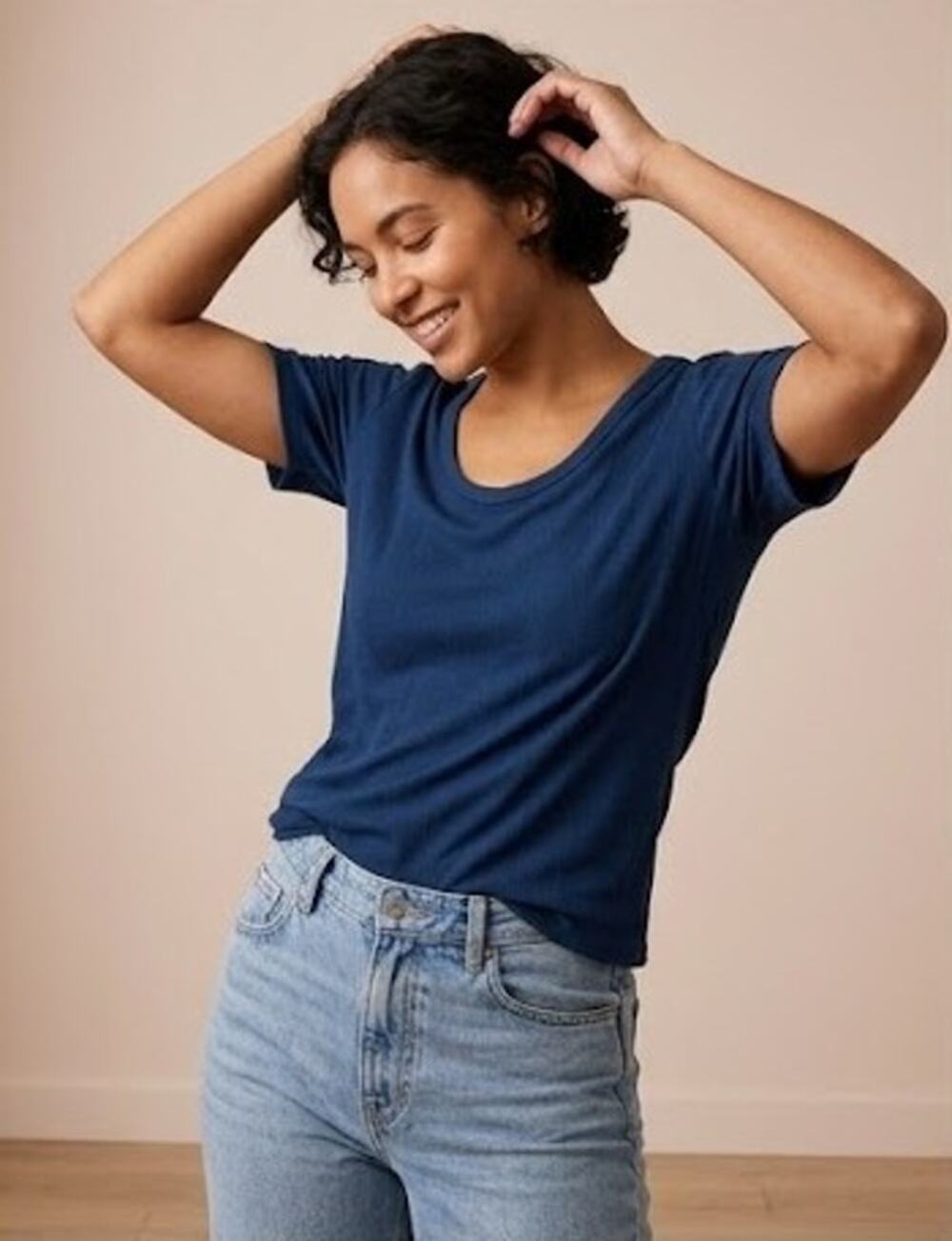 TUCKERNUCK Navy Blue Scoop Neck Tee Size XL NWT
